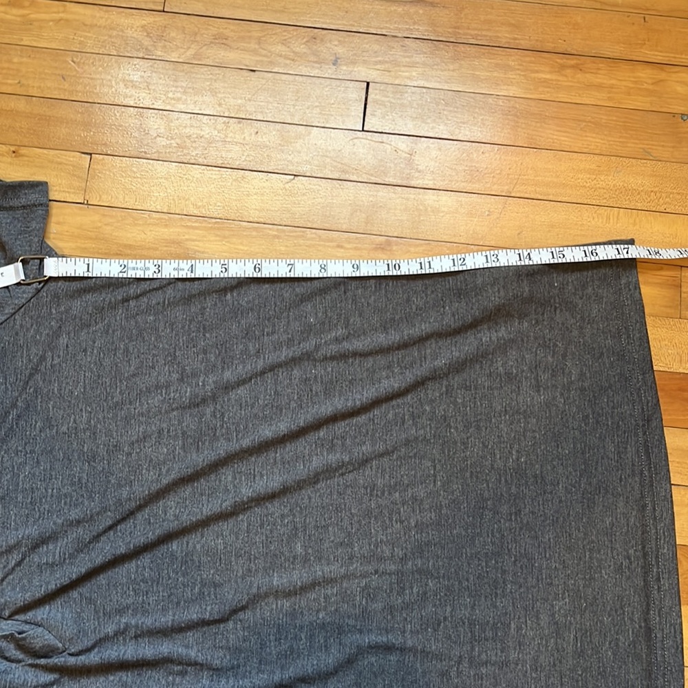 SHEIN Top - Picture 8 of 9